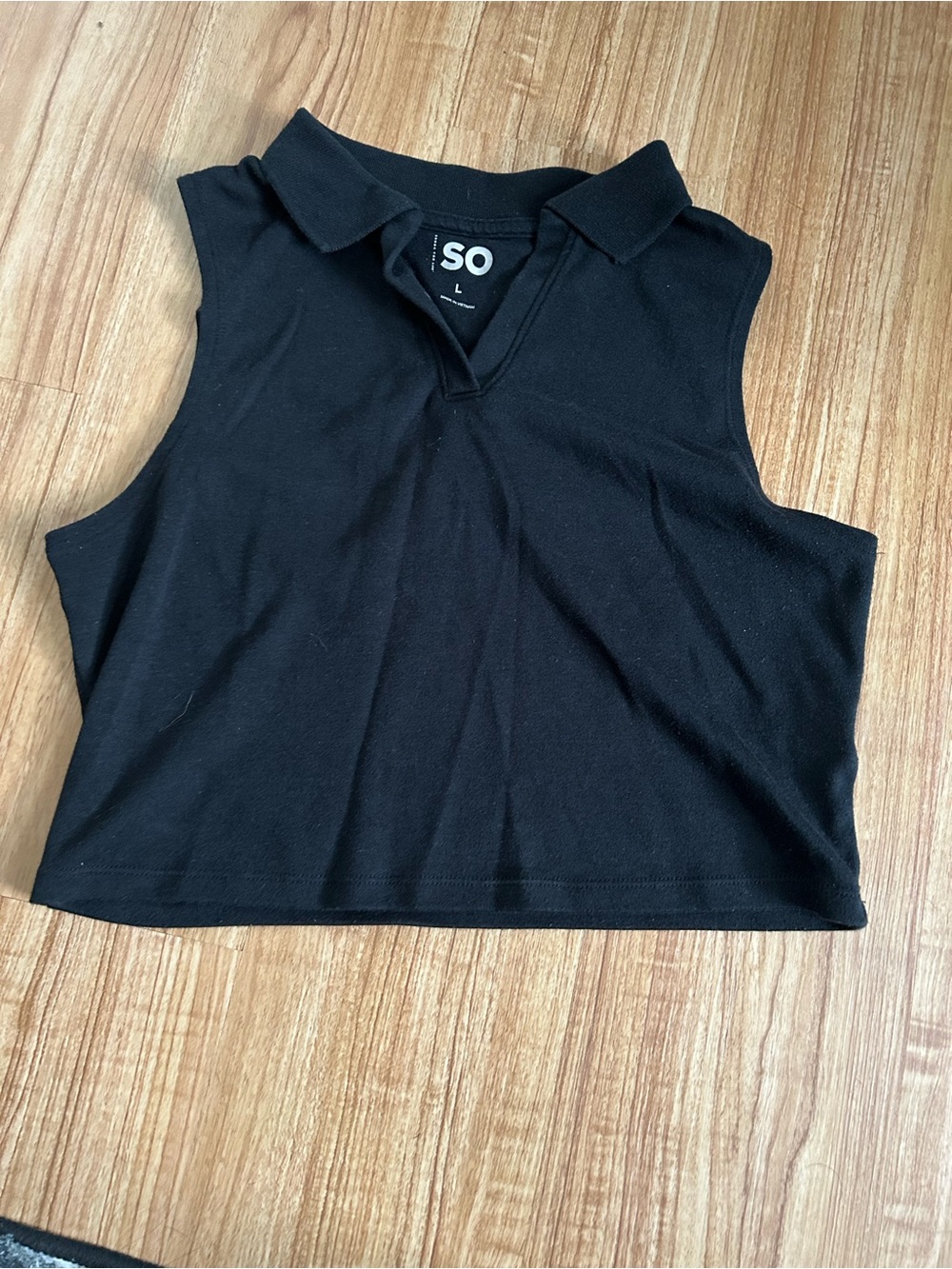 SO Black Sleeveless Polo Crop Tank